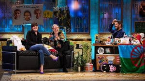 Rozalén y Luisa Gavasa